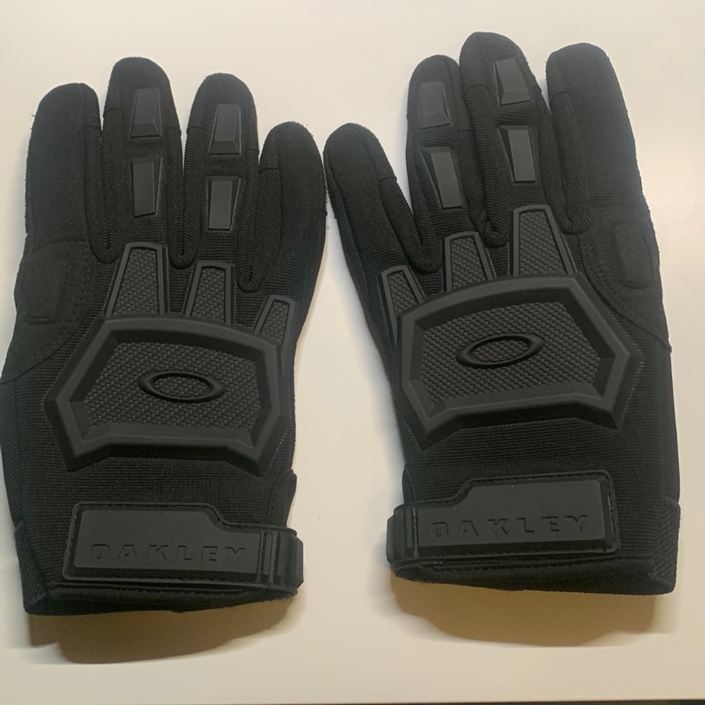 Oakley gloves